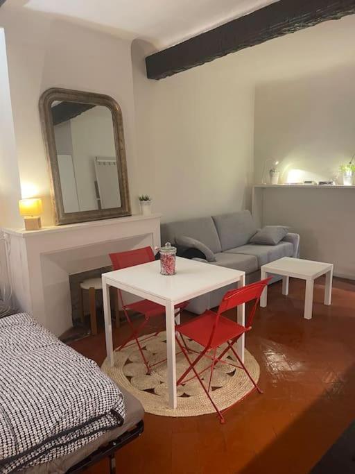 Aix En Provence - Jolie Studio Appartement Aix-en-Provence Buitenkant foto